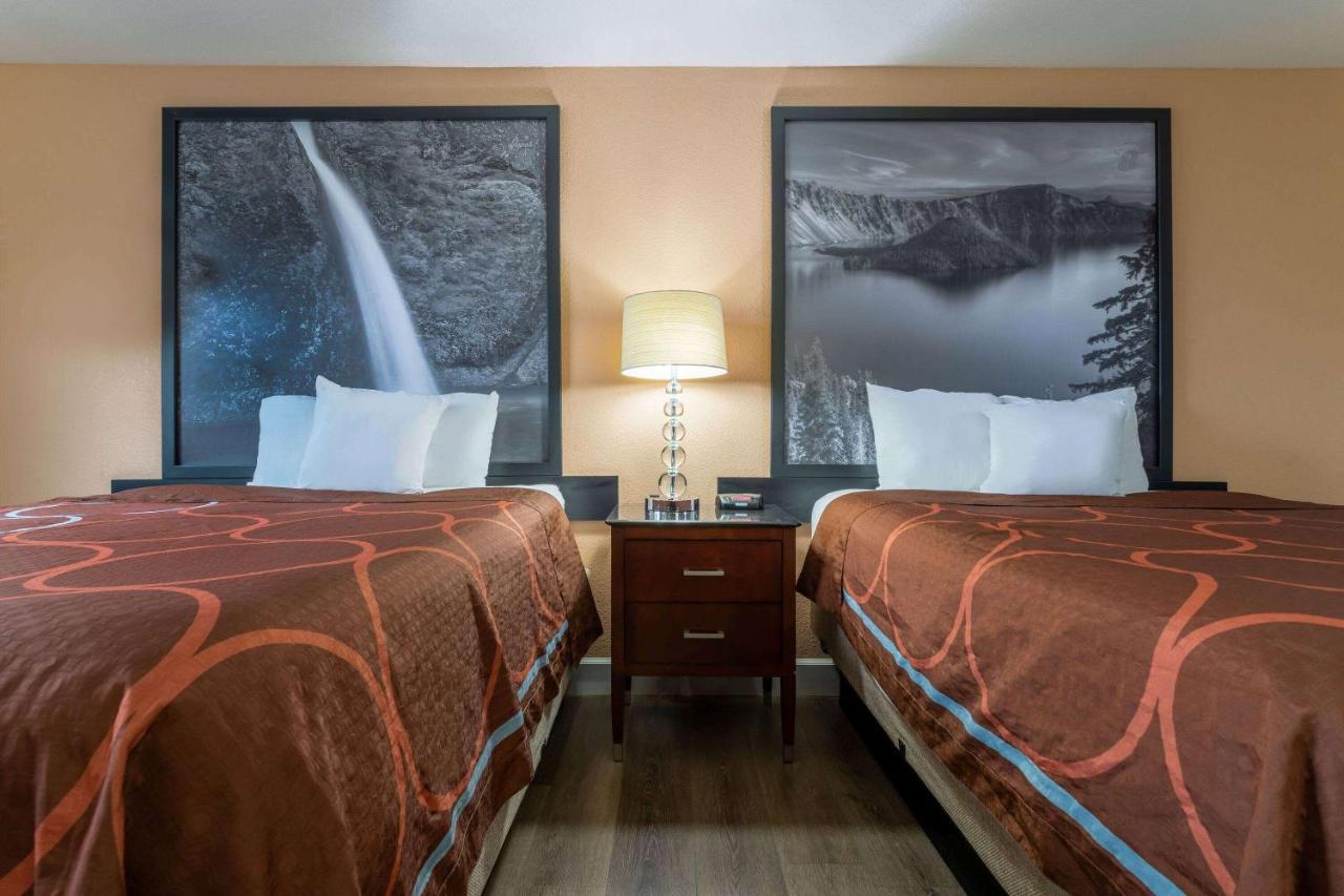 ซูเปอร์ 8 บาย วินด์แฮม เดอะ ดัลลัส ออริกอน Hotel เดอะดัลเลส ภายนอก รูปภาพ
